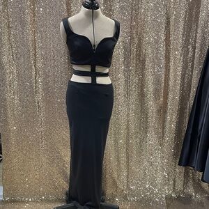 Chic Black Cut-Out Dress